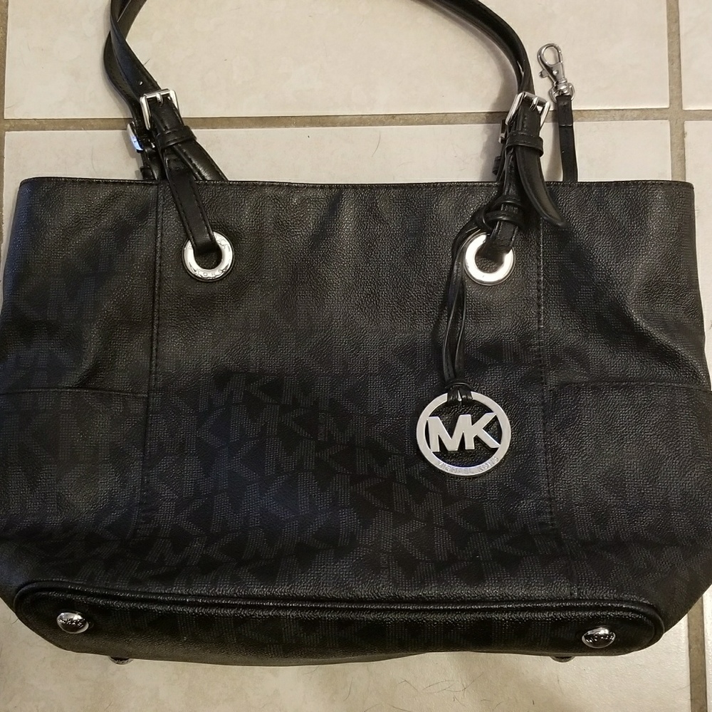 Black Michael Kors purse